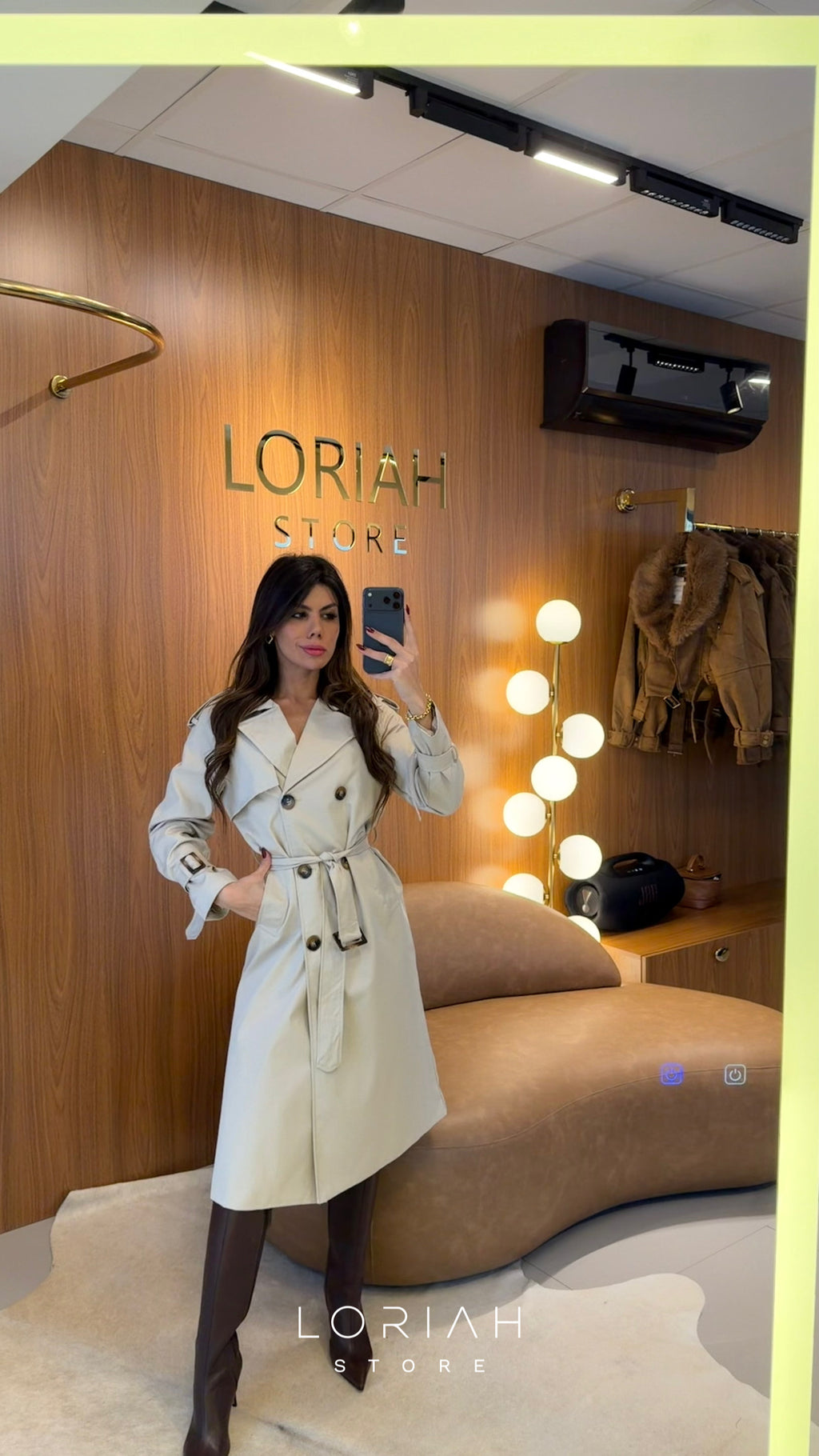Trench Coat Manhattan