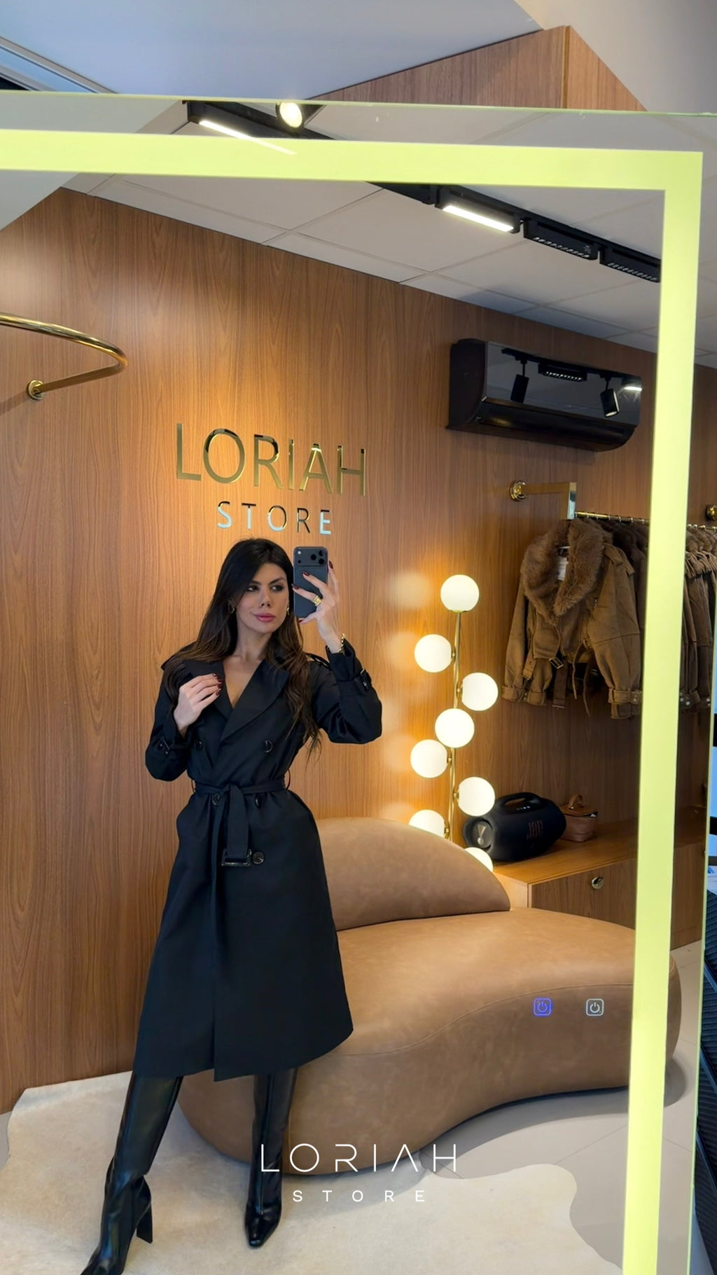 Trench Coat Manhattan