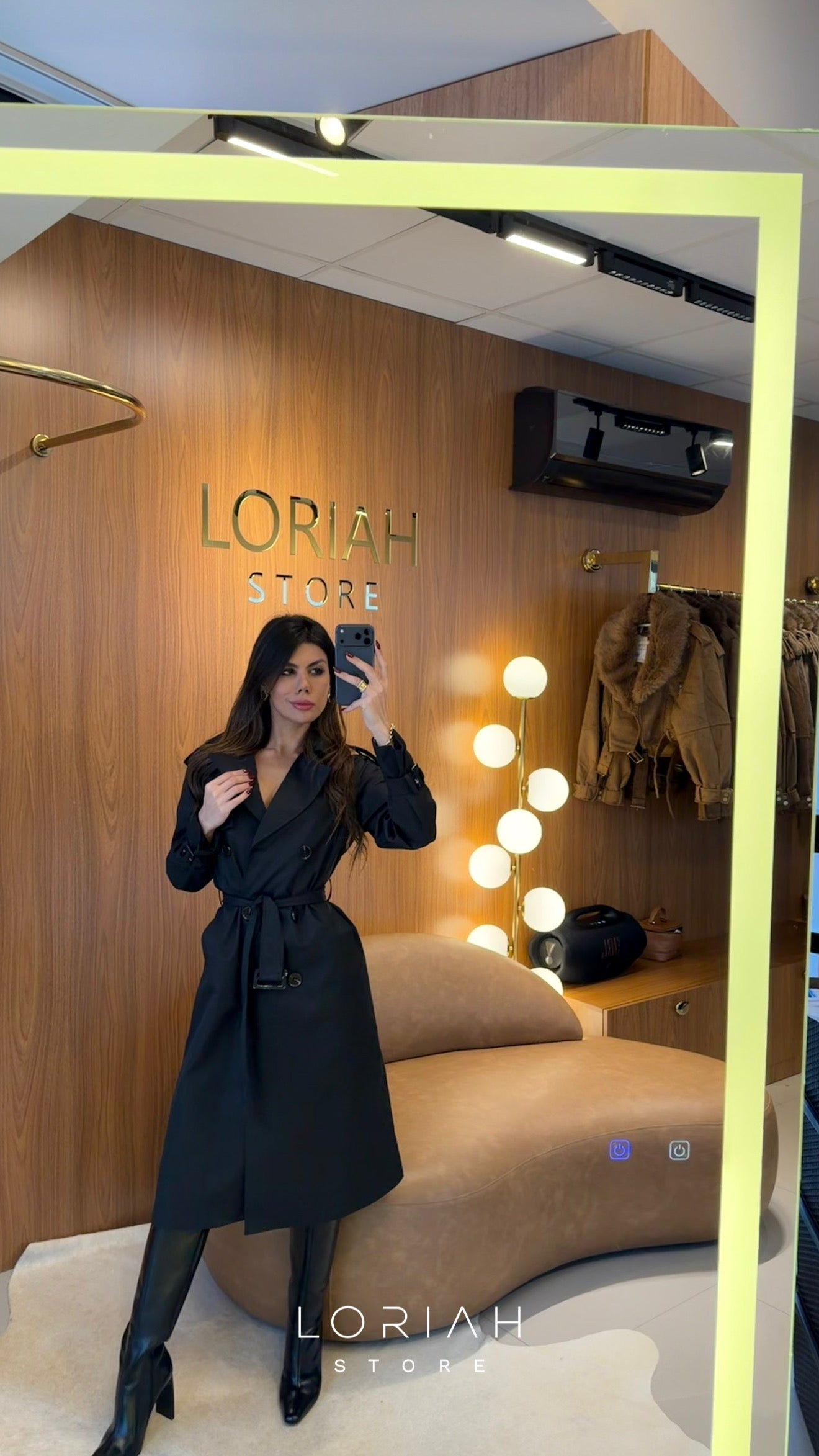 Trench Coat Manhattan